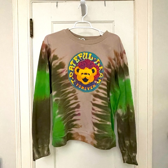 Grateful Dead Tops - Grateful Dead sweatshirt ❤️⚡️💙